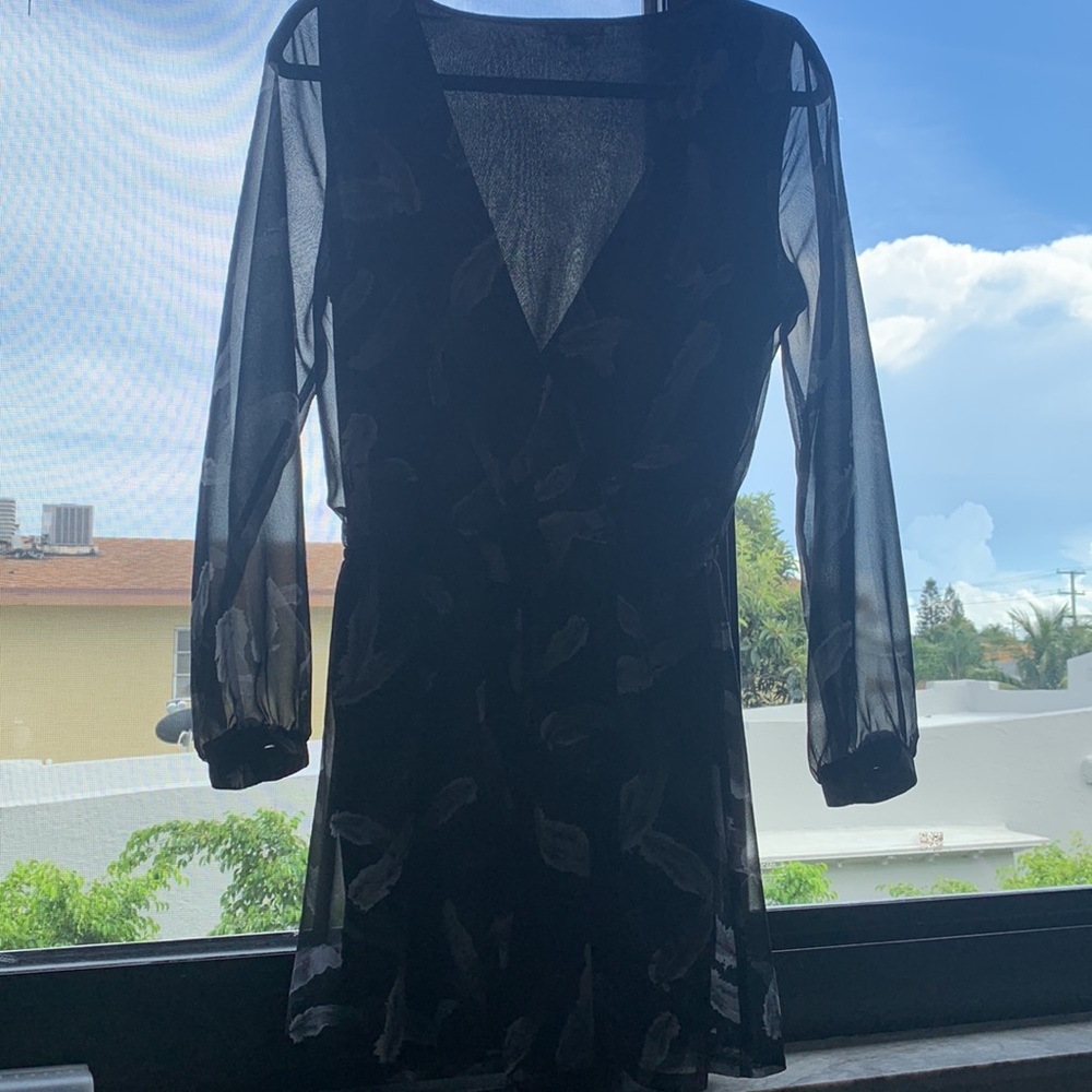 Express Romper - Picture 3 of 10